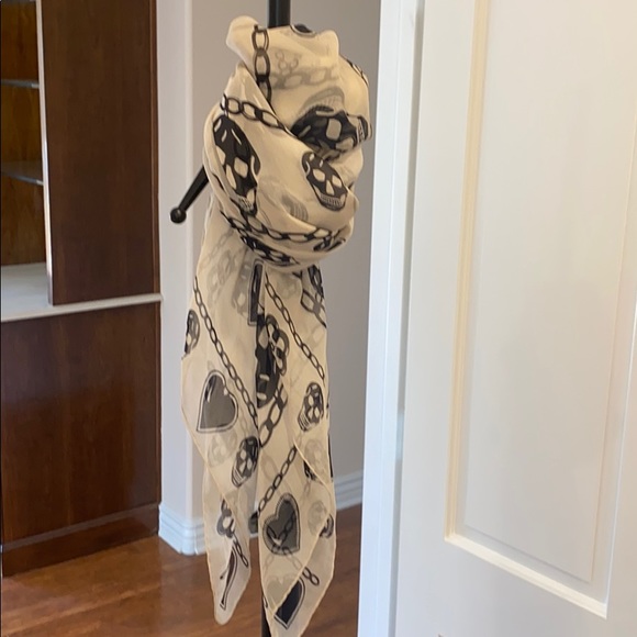 Alexander McQueen Accessories - Alexander McQueen silk scarf black and light grey